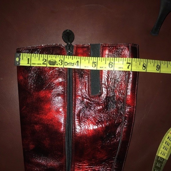 Donald J Pliner Peace Couture Collection - Picture 12 of 14